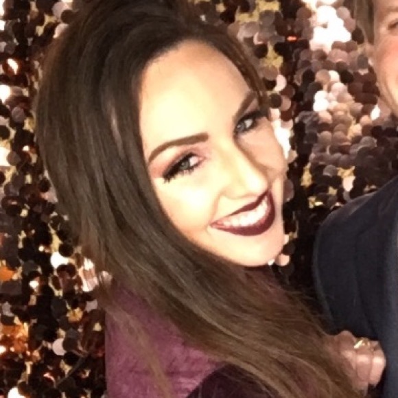 Meet your Posher, Brianna - Picture 1 of 1